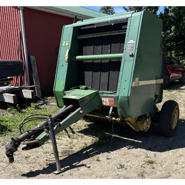 JOHN DEERE 330 ROUND BALER W/ TWINE