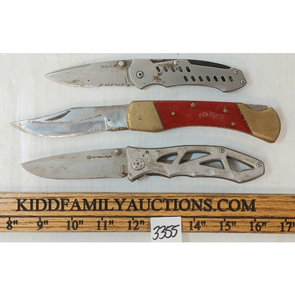 LOT OF 3 - FOLDING KNIVES