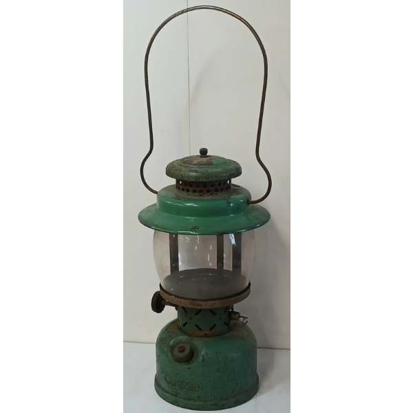 COLEMAN NO. 237 OIL LANTERN