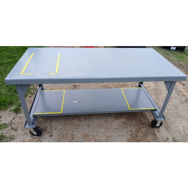 METAL ROLLING WORK BENCH
