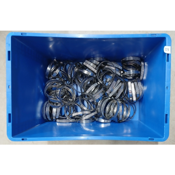 QTY OF 4IN HOSE CLAMPS