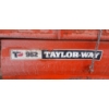 Image 2 : TAYLOR PITTSBURGH 962 SERIES ROTARY TILLER - 5FT - 3 PTH - W/ MANUAL