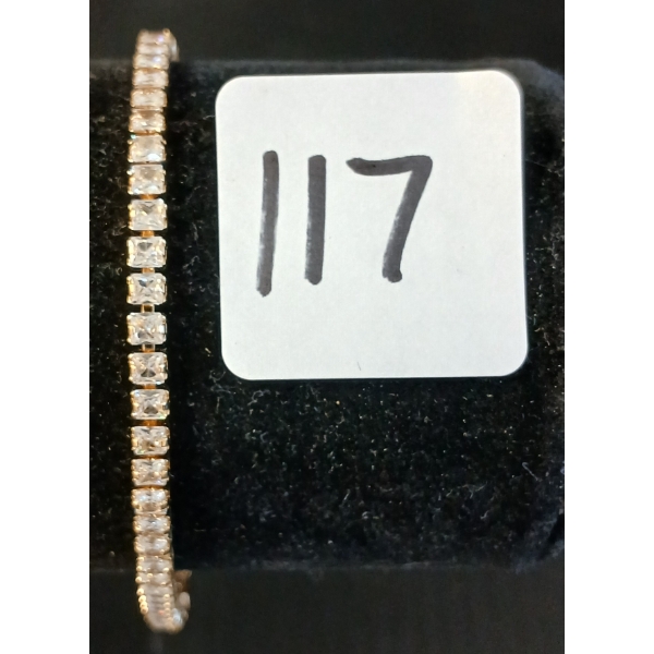 18K GOLD PLATED PRINCESS CUT SIMULATED DIAMOND (CZ) TENNIS BRACELET