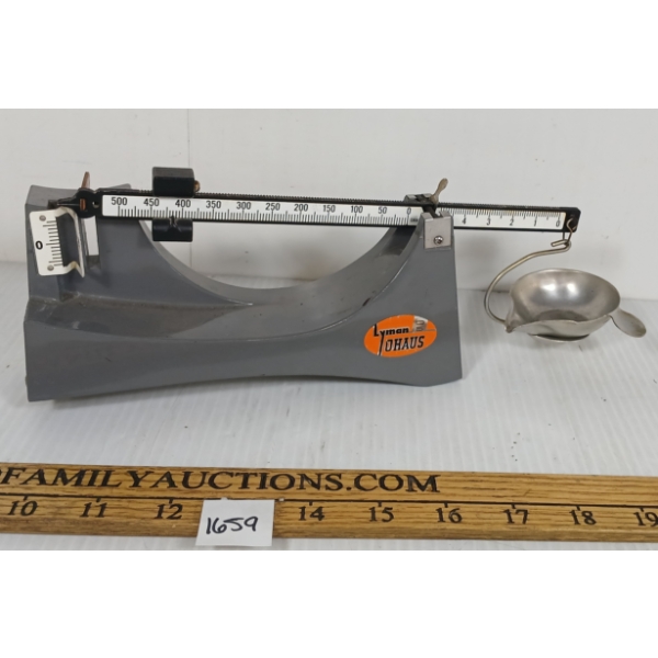 LYMAN / OHAUS POWDER SCALE
