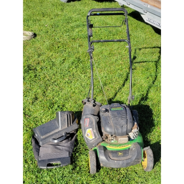 JOHN DEERE JS63 SELF-PROPELLED MOWER 