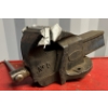 Image 2 : BENCH VISE - MODEL NO 5 - 5 INCH JAW