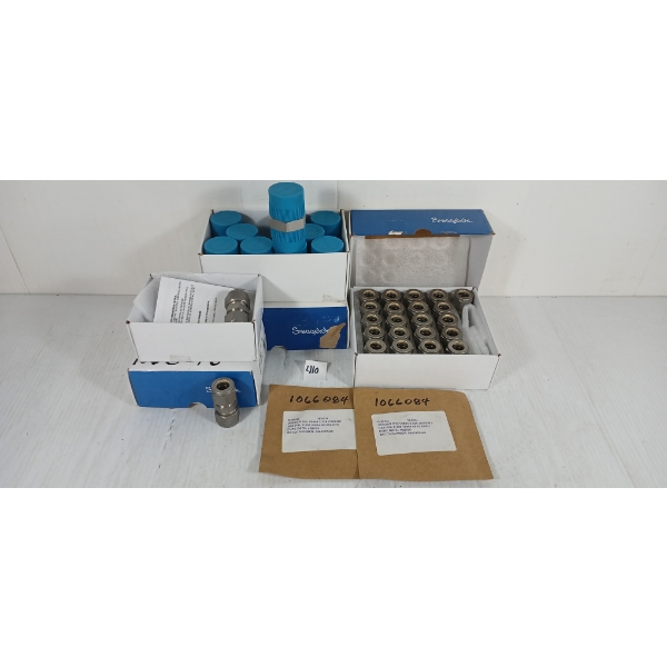 LOT OF 7 - FSG STRAIGHT FITTING, O-RINGS & 1IN NPT HEX NIPPLE - AS NEW