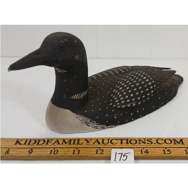 LOON DECOY BY W. CARNWITH - CIRCA 1983
