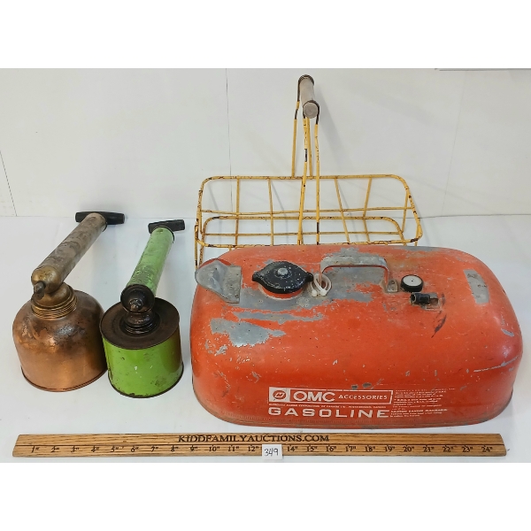 LOT OF 4 - OMC GASOLINE CAN, OIL BOTTLE CADDY & PESTICIDE SPRAYERS