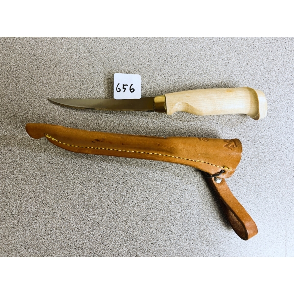 FILET KNIFE WITH SHEATH