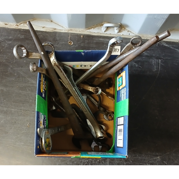 QTY OF IMPERIAL COMBINATION WRENCHES - INCL GRAY CANADA