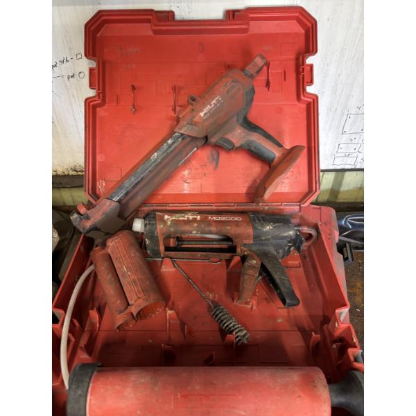 LOT OF 2 - HILTI MIXERS - UNTESTED