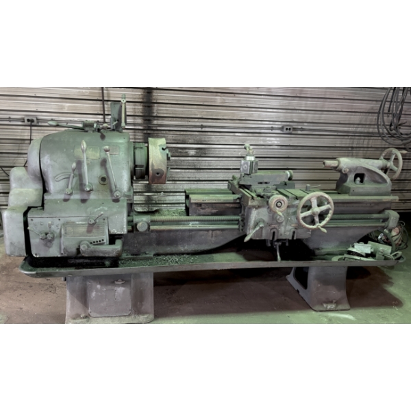 COLCHESTER LTD LATHE - DOMINION 17 MODEL - W/ SM QTY TOOLING