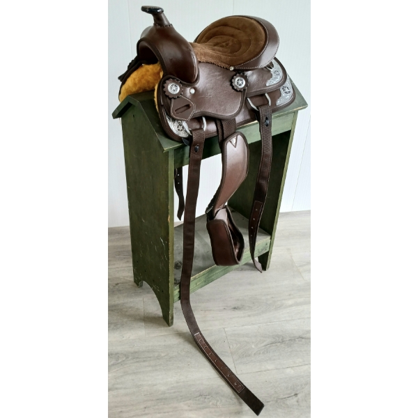CHILD'S WESTERN SADDLE