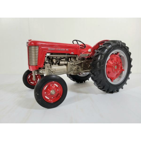 SPEC-CAST DIECAST MASSEY FERGUSON 65 GAS HIGH CROP TRACTOR MODEL