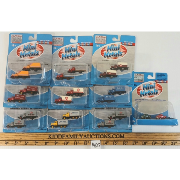 LOT OF 10 - MINI METALS DIECAST N SCALE TRACKSIDE VEHICLES - DELIVERY, FLATBED & PICKUPS