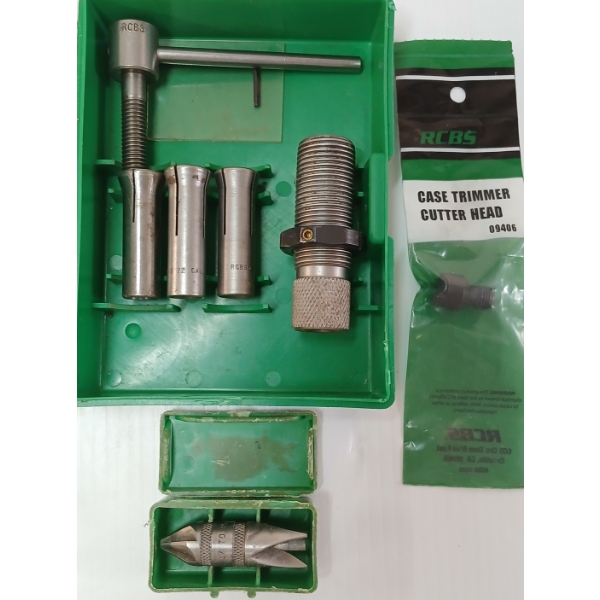 LOT OF 3 - RCBS BULLET PULLER, DE-BURRING TOOL & CASE TRIMMER