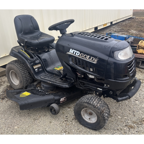 MTD RIDING MOWER