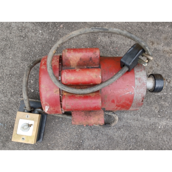 LEESON ELECTRIC MOTOR - 5HP