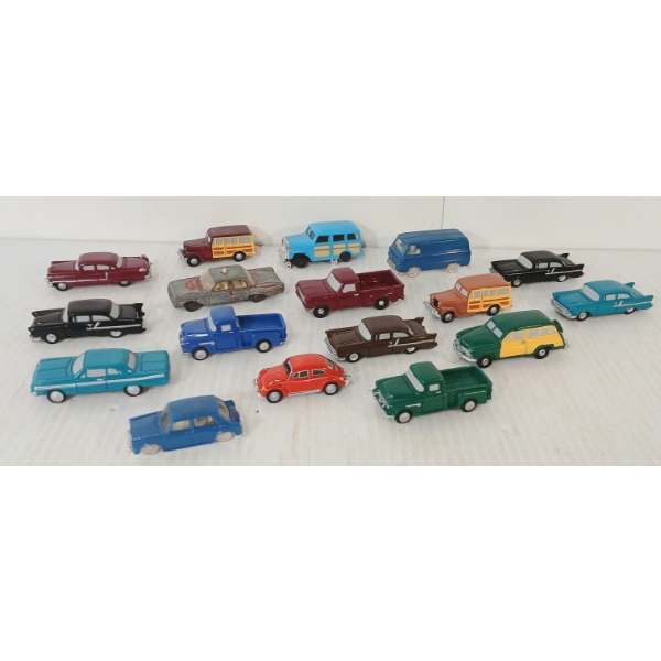 LOT OF 17 - MISC TOY VEHICLES INCL RUBBER & DIECAST 