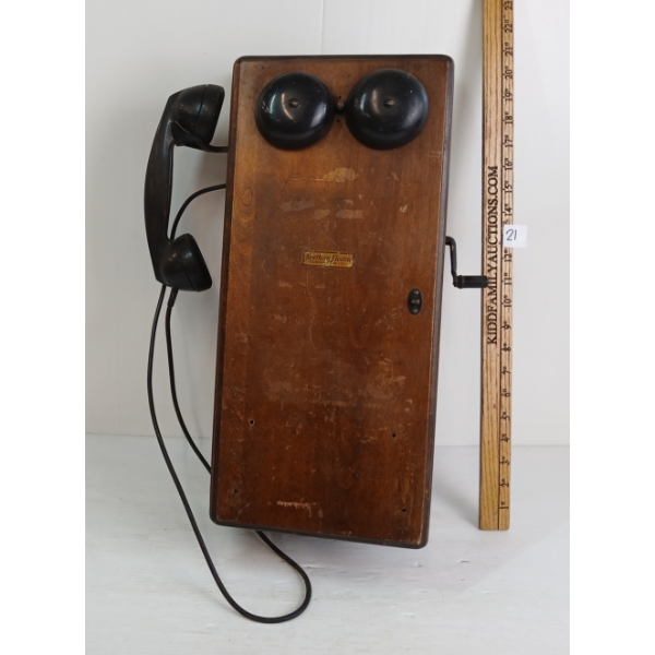 NORTHERN ELECTRIC CO. WALL CRANK TELEPHONE