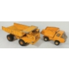Image 2 : LOT OF 2 - PRESSED STEEL TONKA DUMP TRUCK & ERTL INTERNATIONAL HAY HAULER