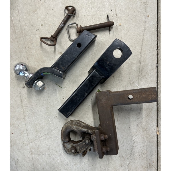 JOB LOT OF HITCH DRAWBARS, PINS
