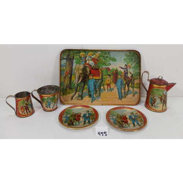 TIN LITHO CHILDREN'S TEA SET W/ TRAY