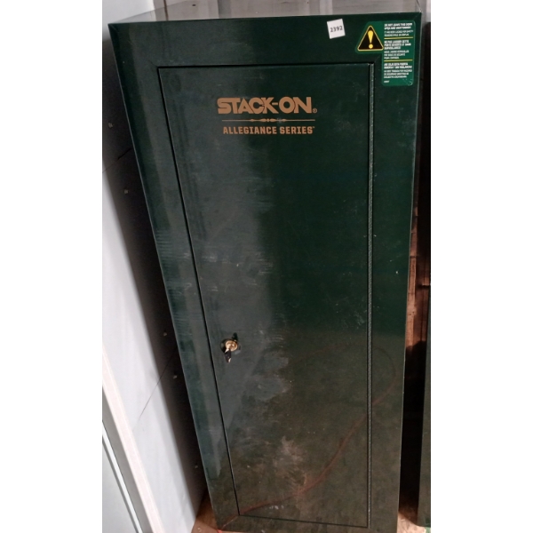 STACK - ON GUN CABINET W/ KEY