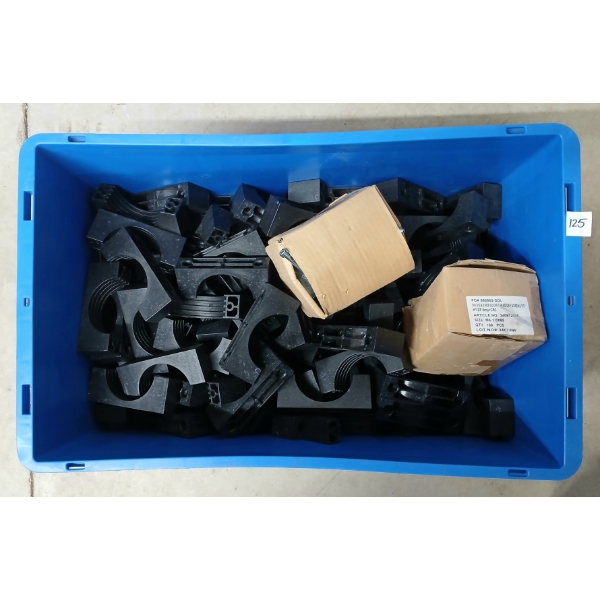 QTY OF PIPE CLIPS