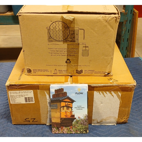 FLOW BEE HIVE - 6 FRAMES - NIB
