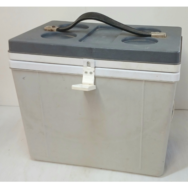 KOOLATRON ELECTRIC THERMOELECTRIC COOLER/WARMER