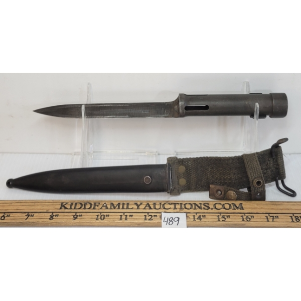 UNKNOWN BAYONET W/ SCABBARD & FROG