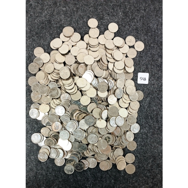 QTY OF CDN & US 25 CENT COINS - 6.5LBS 