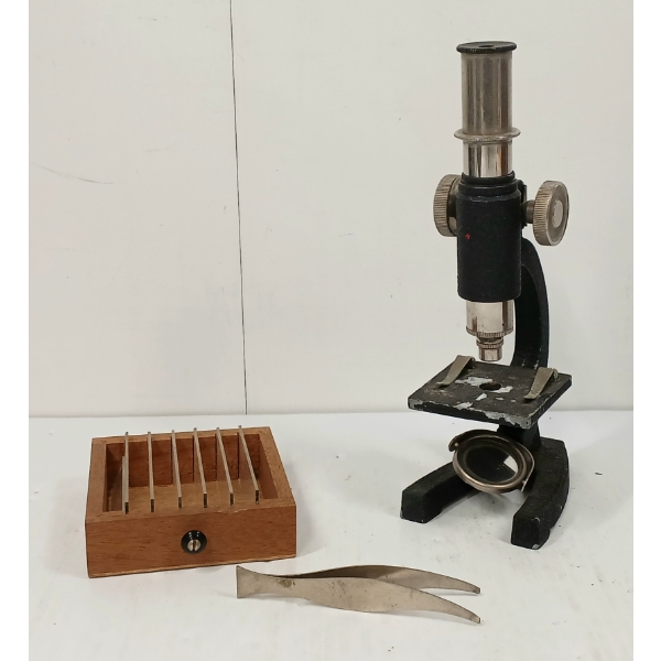 TRAVEL MICROSCOPE W/ SLIDES & CASE - C. MID 20TH CENTURY