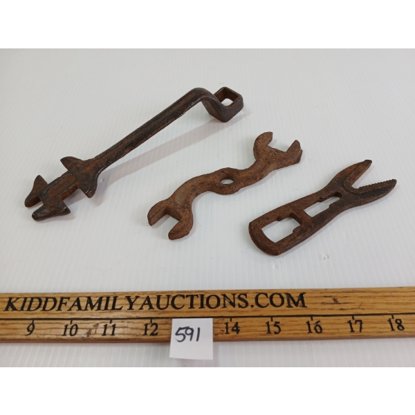 LOT OF 3 - 19TH CENTURY WRENCHES - INCL GARDEN CULTIVATOR, ALLIGA, & BUGGY
