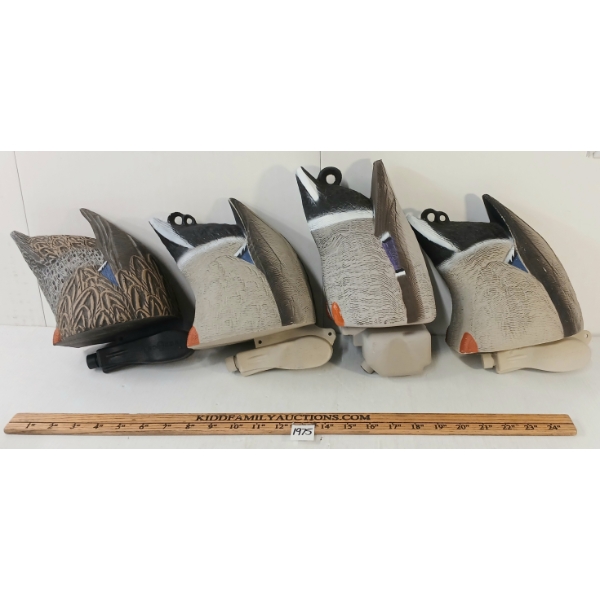 LOT OF 4 - HARDCORE DUCK BUTT DECOYS
