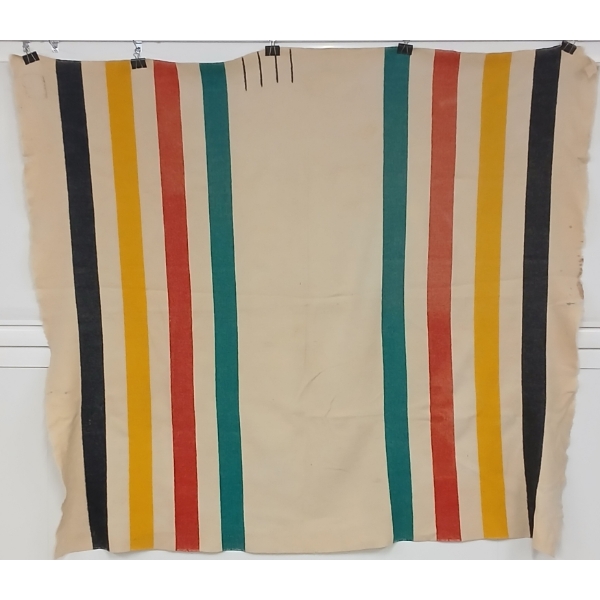 HUDSON'S BAY 4PT BLANKET