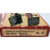 Image 3 : BRITAINS SOLDIERS LEAD FIGURES - NO. 82 COLOURS & PIONEERS OF THE SCOTS GUARDS