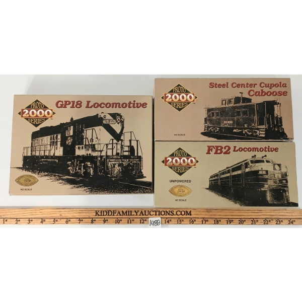 LOT OF 3 - PROTO SERIES 2000 HO SCALE TRAIN MODEL KITS - GP18 & FB2 LOCOMOTIVES