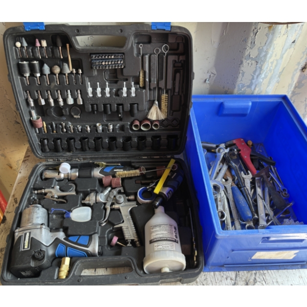 JOB LOT - MC AIR TOOL KIT, MISC WRENCHES, ETS