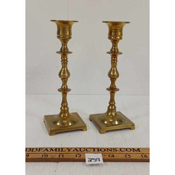 PAIR OF BRASS CANDLESTICKS