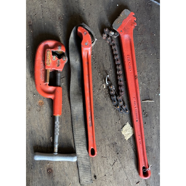 LOT OF 3 - RIDGID PIPE TOOLS