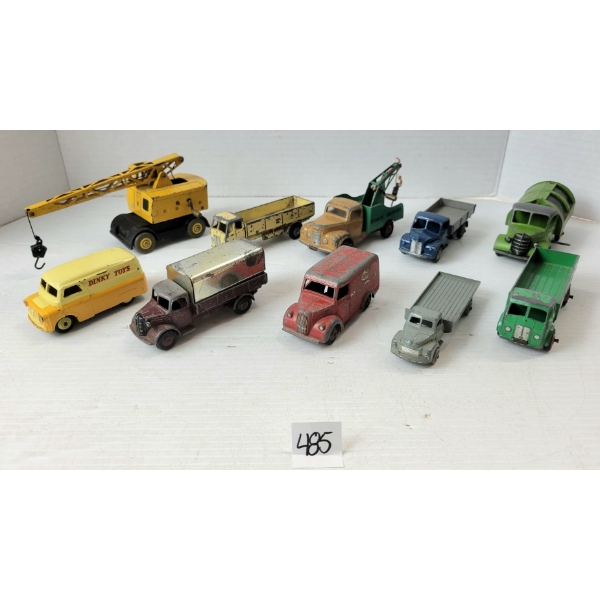 LOT OF 10 - DINKY TOYS DIECAST MODELS - COLES MOBILE CRANE, COMMER, ESSO TROJAN, ETC