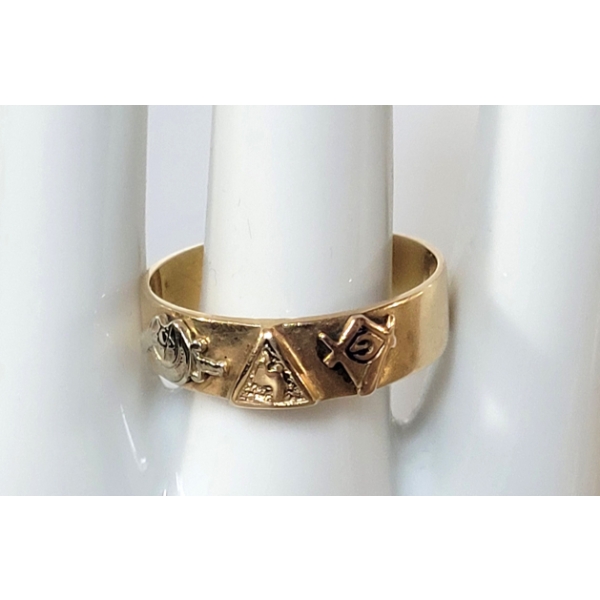 MEN'S 10K GOLD MASONIC RING 