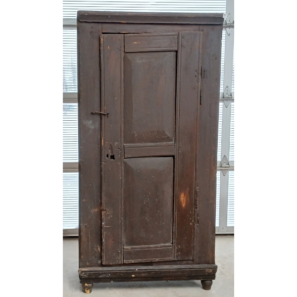 HOUSEKEEPER'S CUPBOARD