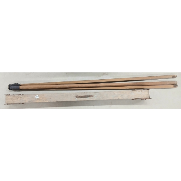 LOT OF 2 : VINTAGE FOLDING SURVEYING LEVELING ROD & SCIENTIFIC INSTRUMENNT TRIPOD
