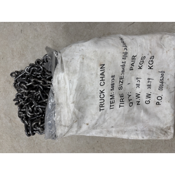 PAIR OF TRUCK TIRE CHAINS - 15.5X 86 INCH