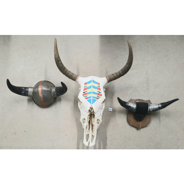 LOT OF 3 - MOUNTED BULL HORNS & VIKING HELMET