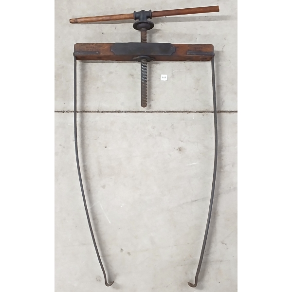 ROBLIN & SON MFRS. BARREL CLAMP